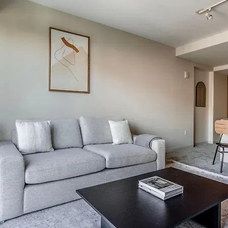 East Cambridge 1br W Gym Wd Near T Stop Bos-959 *