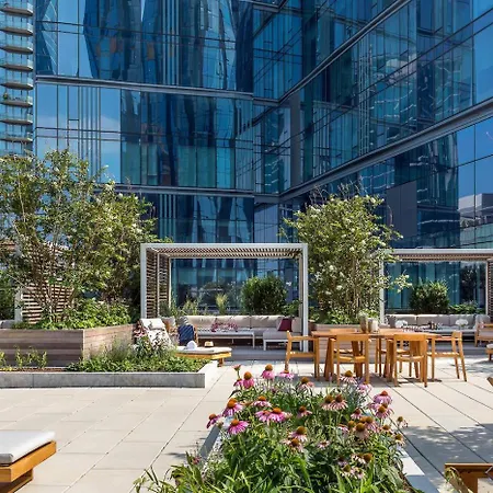 Vip Quarters By Orchard Group Apartment *
