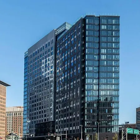 1+den/1 Luxury In Seaport Apartment Boston