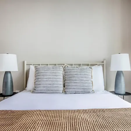 Apartment Chinatowntheater District 2br W Gym Wd Nr T Bos-432a Boston