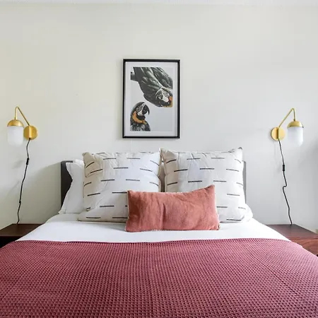 Apartment Back Bay 2br2b Steps From Prudential Center Bos-409