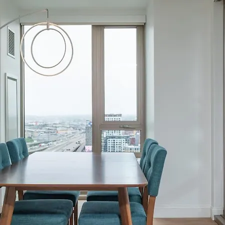 Holiday home Upscale Penthouse W Gym & Parking Near Mgh & Tufts *