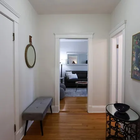 Centrally Located, 1bed Unit Apartment Boston
