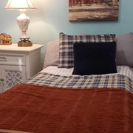 Homestay Blue Jay Room