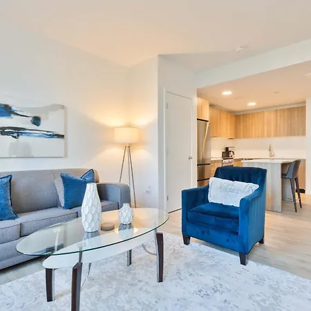 Luxury With Kitchen In Fenway *