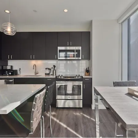 Modern In Seaport With Gym Apartment Boston