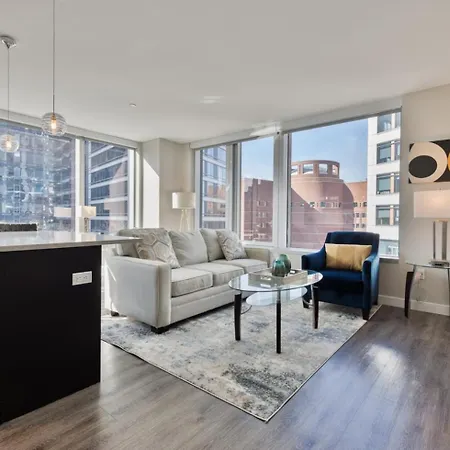 Modern In Seaport With Gym