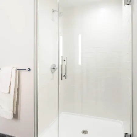 Entire Downtown Seaport With Pool * Boston