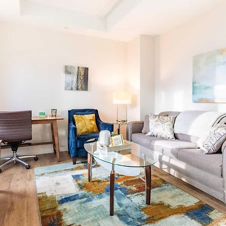 Entire Downtown Seaport With Pool Apartment