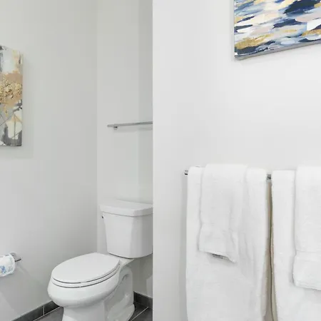 Lux Downtown With Pool Apartment *