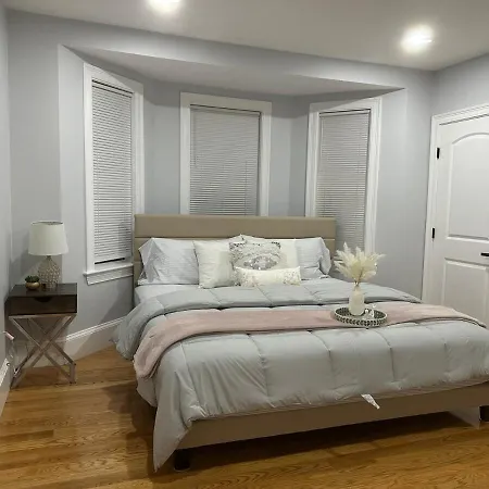 85a Charming Base, 3br, 2ba Ideal For Families Apartment
