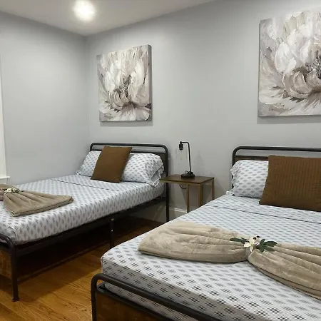 85a Charming Base, 3br, 2ba Ideal For Families *