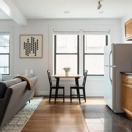 Modern 1brs Steps From Common And South End *