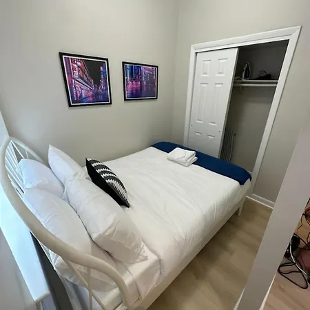 Spacious Back Bay Apartment Boston