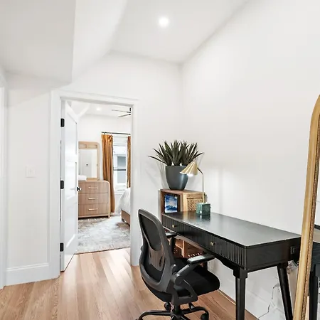 Forest Hill -boston Apartment