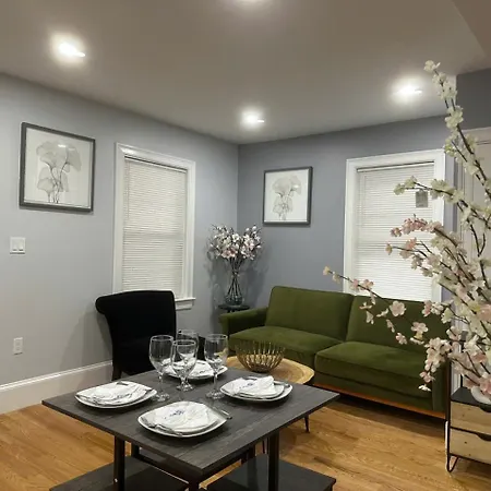 85b Brand New 3br, 2ba, Walk To Transit, Near * Boston