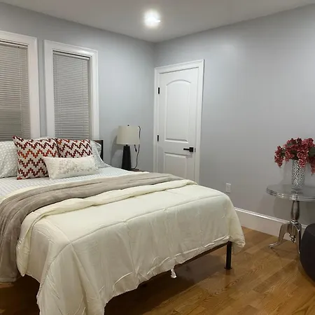 Apartment 85b Brand New 3br, 2ba, Walk To Transit, Near Boston