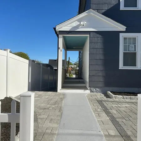Apartment 85b Brand New 3br, 2ba, Walk To Transit, Near Boston