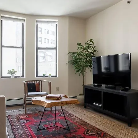 Classic Downtown Loft Style * Boston