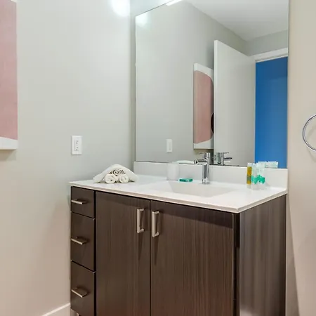 Apartment Private 2br Seaport Disctrict
