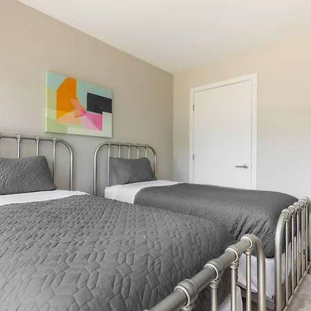 Private 2br Seaport Disctrict Apartment *