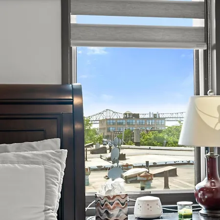 Apartment Luxury 2bd2ba Next To The Airport 4389