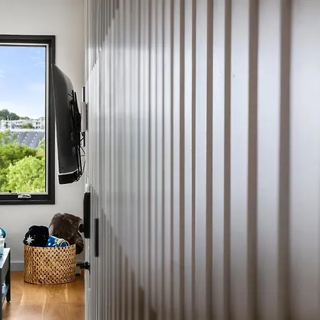 Luxury 2bd2ba Next To The Airport 4389 Apartment