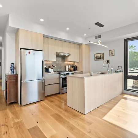 Apartment Luxury 2bd2ba Next To The Airport 4389 Boston