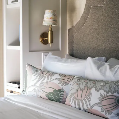 Beacon Hill Hotel