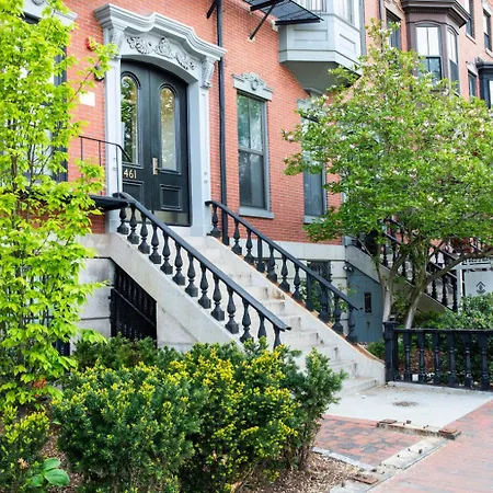 Cozy S End Nr T Shops Dining Bos-440 Apartment