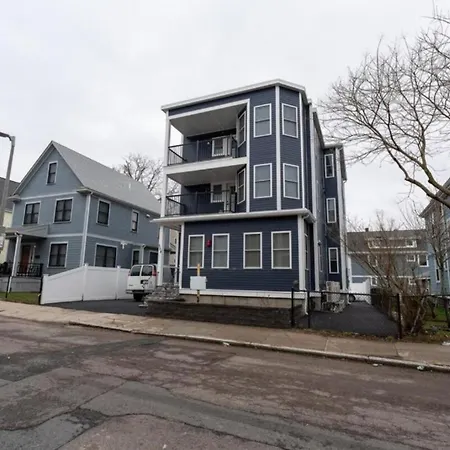 558-3 3br - Modern Nest Near Franklin Park Boston