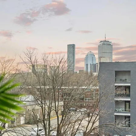 Private Estate Vista Pool & Leisure Apartment Boston