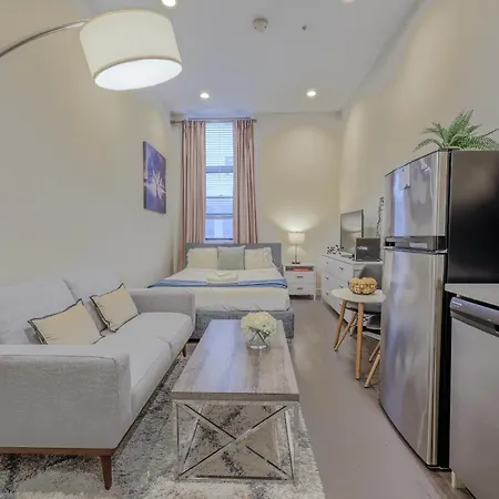 Keyless Entry Laundry In Bldg Pet Friendly Apartment