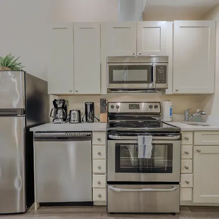 Keyless Entry Laundry In Bldg Pet Friendly