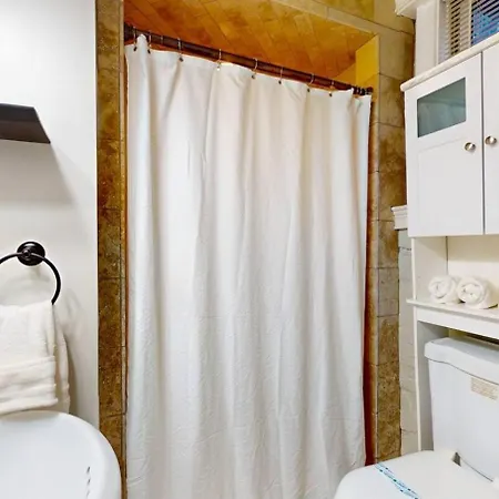 Tri-level, Skylighted, Faneuil Hallquincy Market Apartment Boston