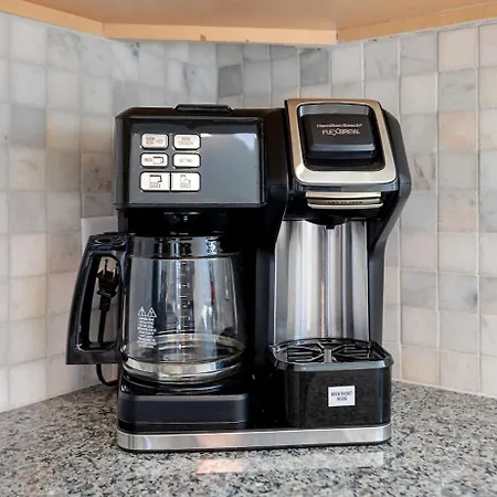 Beautiful 2br In Savin Hill Apartment Boston