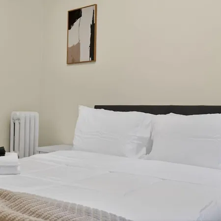 Luxe 1bd Apartment *