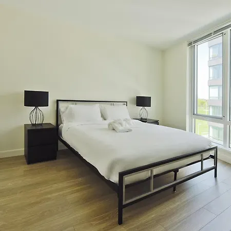 Apartment Two-bedroom On Western Avenue Apt S - 402 Boston