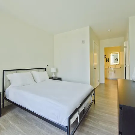 Two-bedroom On Western Avenue Apt S - 402