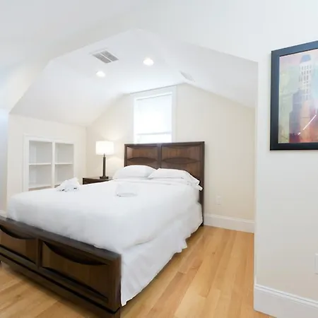 Three-bedroom On Larose Place Apt R *