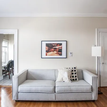 Studio On Newbury Street Apt 41 Boston