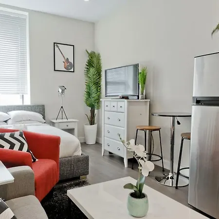 Apartment Studio On Arch Street Apt 3b *