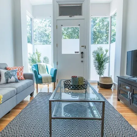 Apartment One-bedroom On W Newton Street Apt 2 *