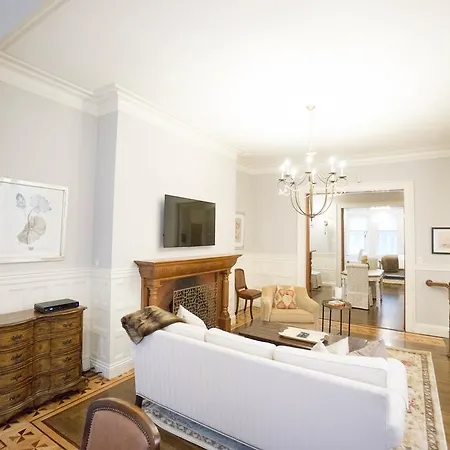Marlborough Street Apartment