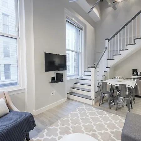 Two-bedroom On Washington Street Apt 403 * Boston