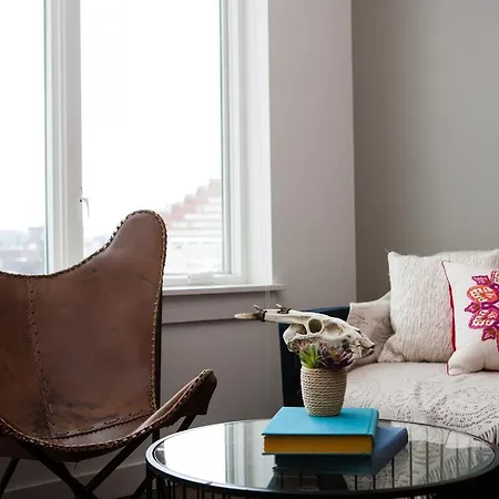 Apartment On Sidney Street