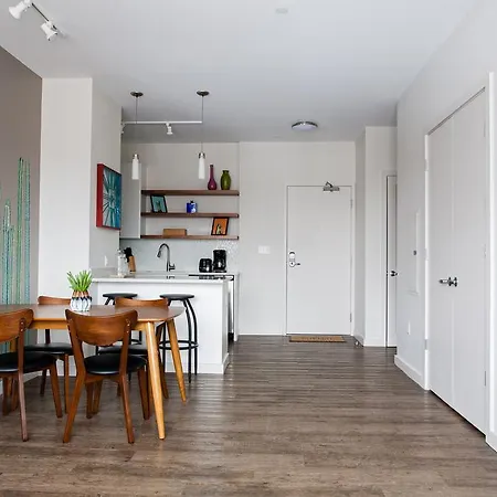 Apartment On Sidney Street