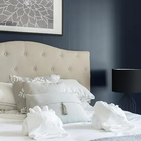 Modern Fenway Suites By Sonder * Boston