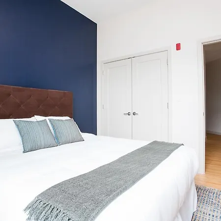 Apartment Two-bedroom On D Street Apt 136 *
