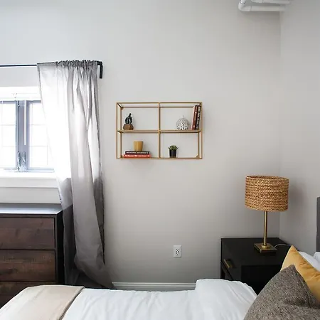 Two-bedroom On Hamilton Place Apt 401 Apartment Boston